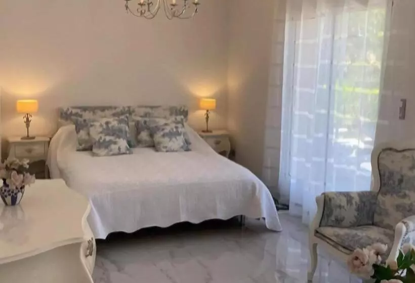 Lavish Villa In Mouans Sartoux With Sauna