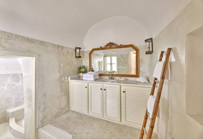 פנסיון Finikia Residence