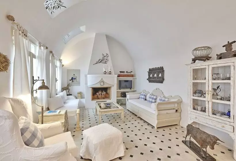 ペンション Finikia Residence