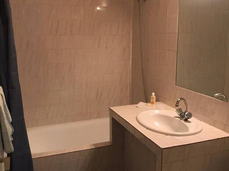 פנסיון Ludotel