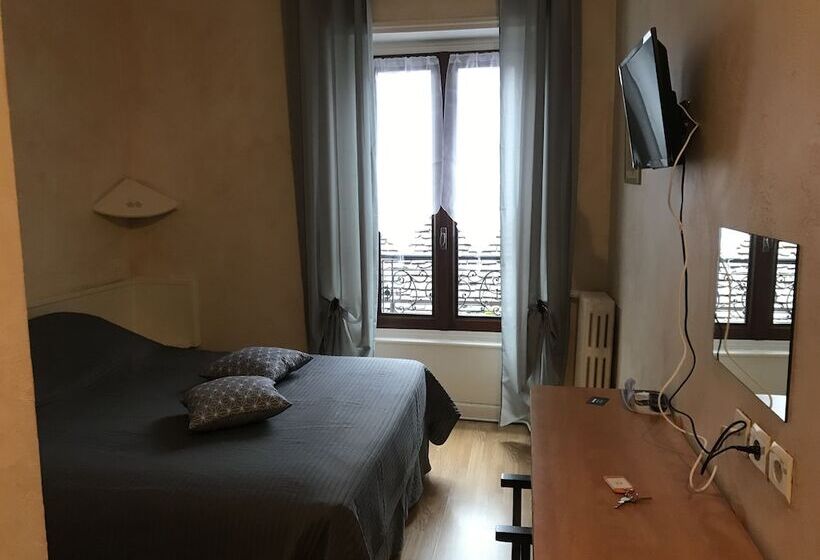 פנסיון Ludotel