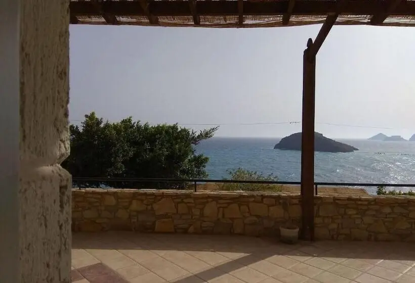 ペンション Villa Koutsakis