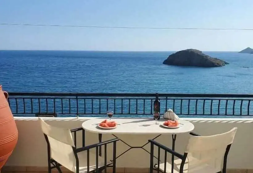 ペンション Villa Koutsakis