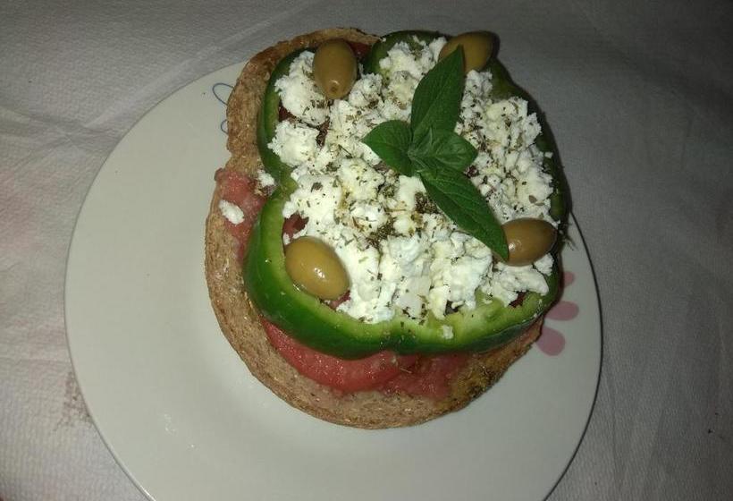 פנסיון Villa Koutsakis