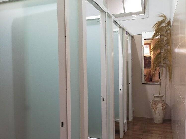 Semeru Hostel Malang