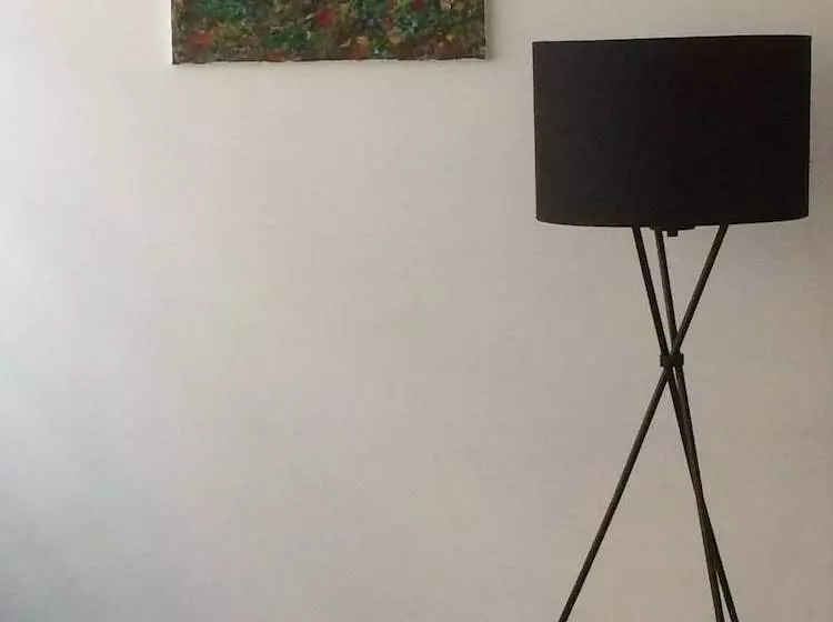 Studio L Art Abstrait Centre D Agen Gare 3