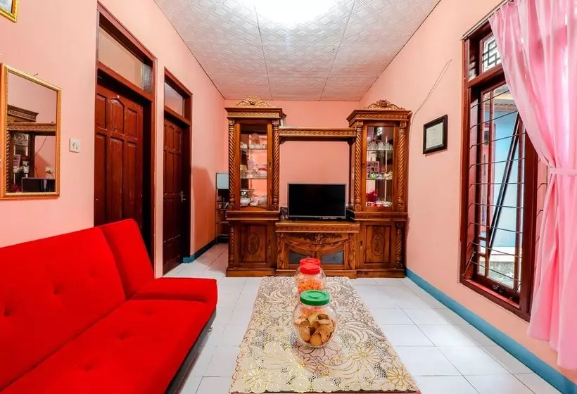 هتل Homestay Penginapan Anita