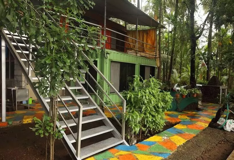Iora Cottages