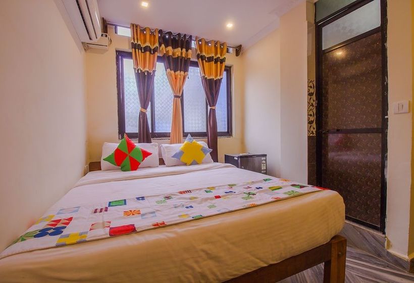 Pensionat Home Elegant Stay By Oyo Rooms