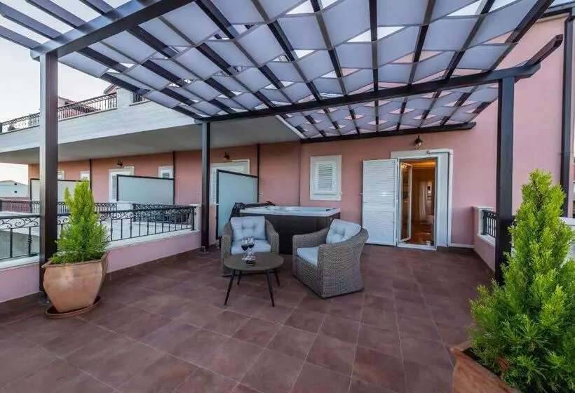 پانسیون San Mihael Luxury Rooms 1