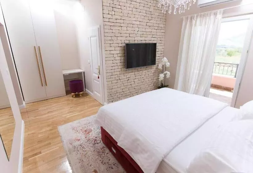 پانسیون San Mihael Luxury Rooms 1