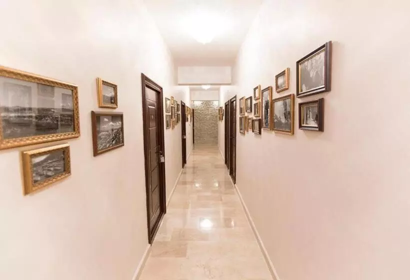 پانسیون San Mihael Luxury Rooms 1