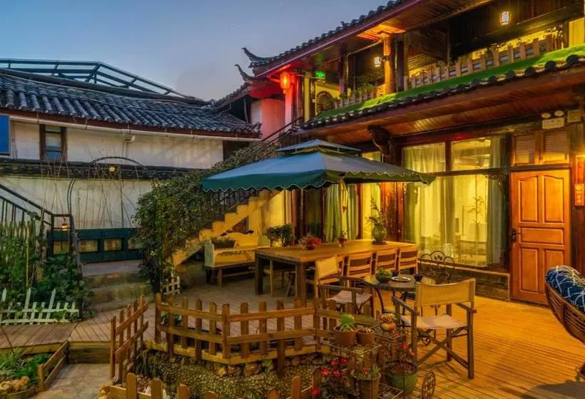 Floral Hotel Lijiang Kuantang