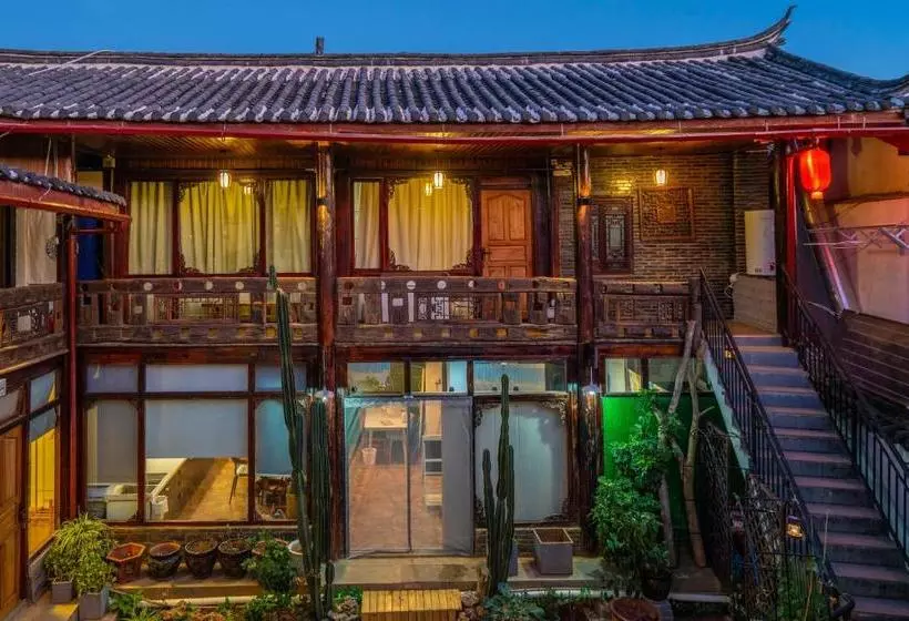 Floral Hotel Lijiang Kuantang