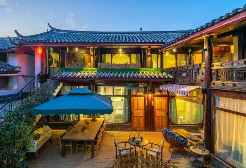Floral Hotel Lijiang Kuantang