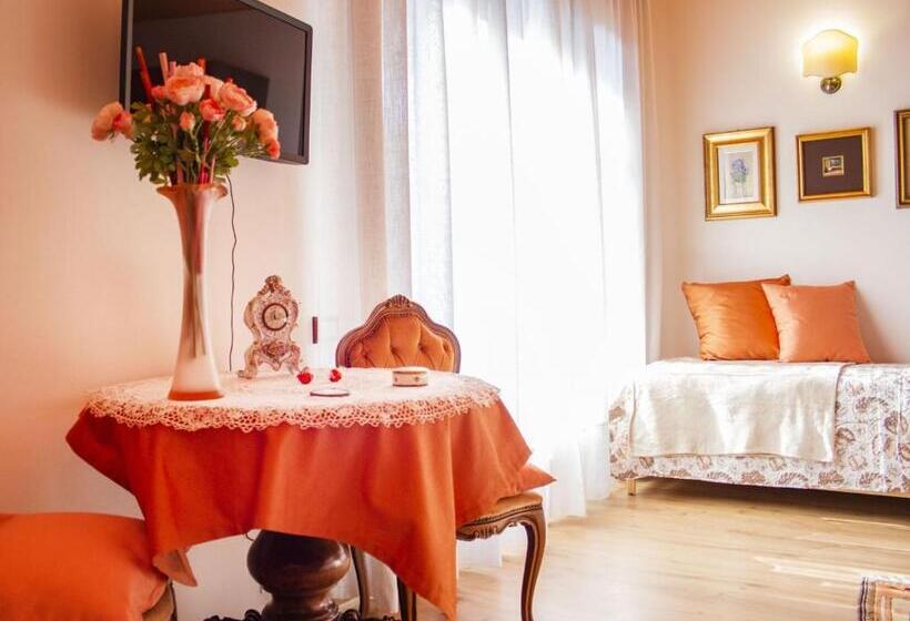 Oleandro Bed & Breakfast