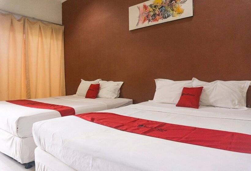 펜션 Reddoorz Syariah @ Garuda Street Sumbawa