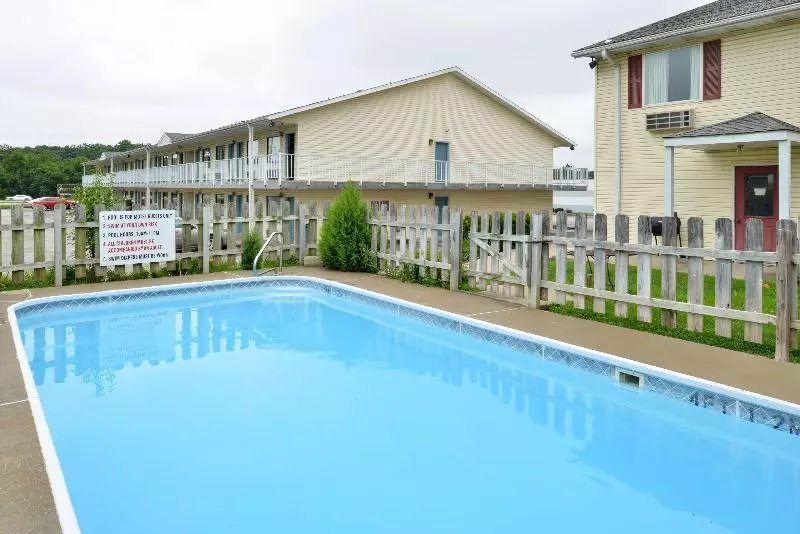 호텔 Americas Best Value Inn Knob Noster