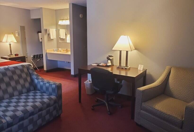 فندق Blackstone Lodge And Suites