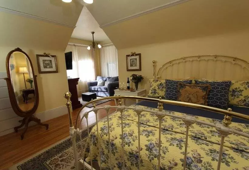 호텔 Kelley & Young Wine Garden Inn