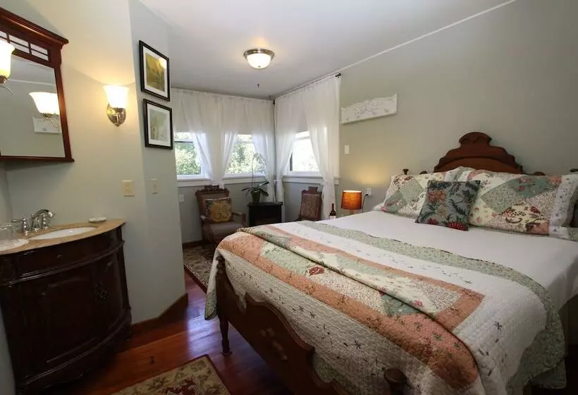 호텔 Kelley & Young Wine Garden Inn