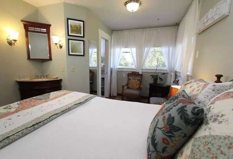 호텔 Kelley & Young Wine Garden Inn