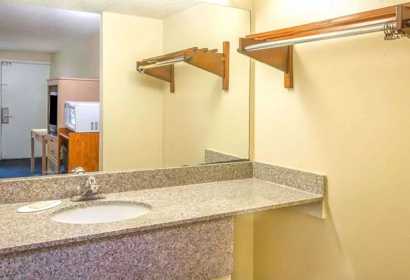 酒店 Knights Inn Norcross