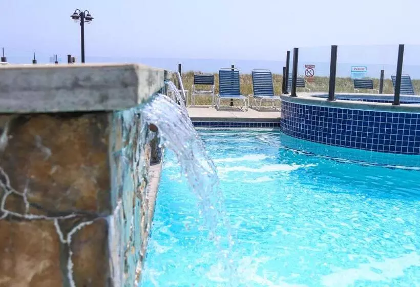 בית מלון כפרי Waves Oceanfront Resort