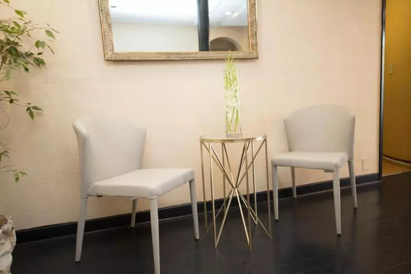 هتل Wilshire Crest