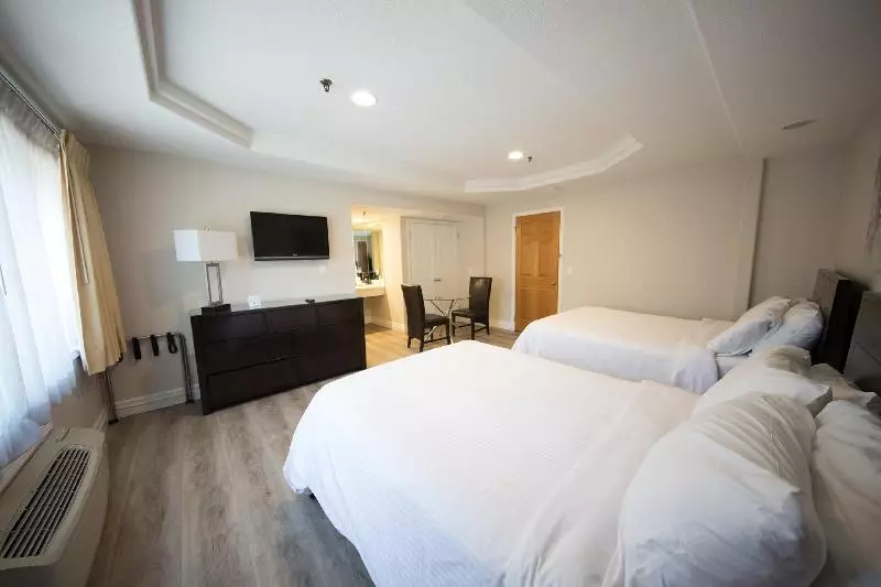 هتل Wilshire Crest