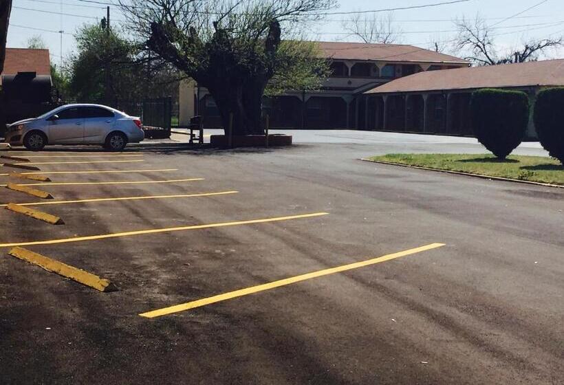 Motel Budget Host Inn