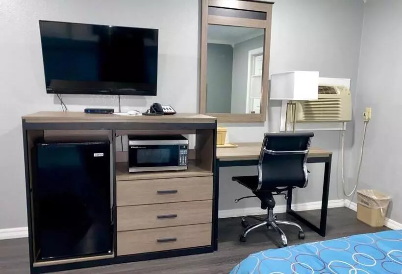 モーテル Budget Host Inn