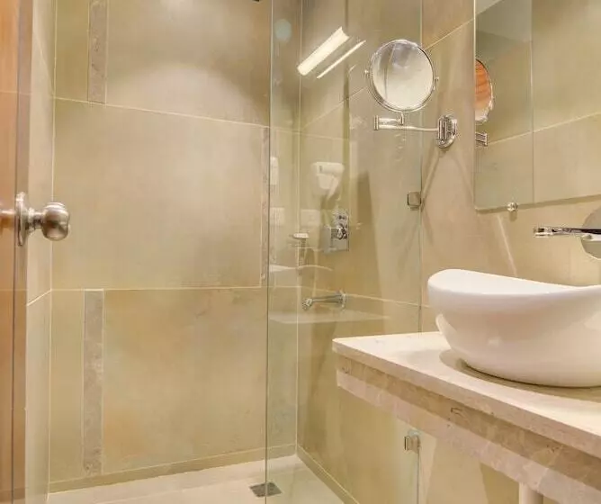 Hotelli Amritara Sadka Amritsar