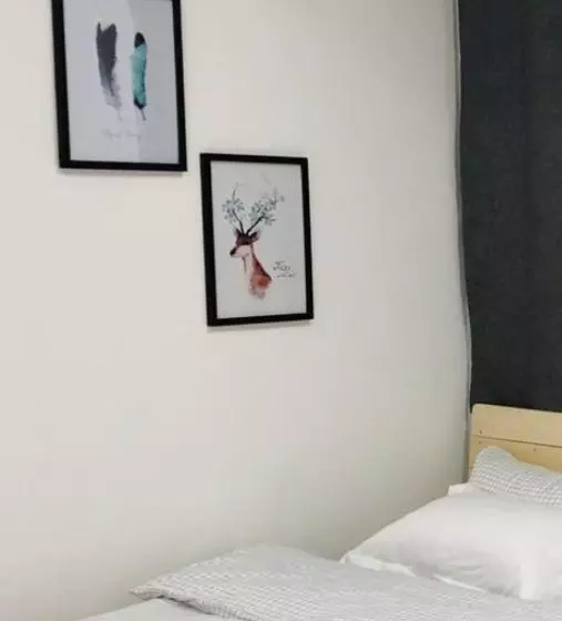 تختخواب و صبحانه Miniinn Guest House