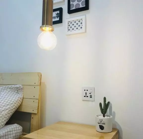 تختخواب و صبحانه Miniinn Guest House