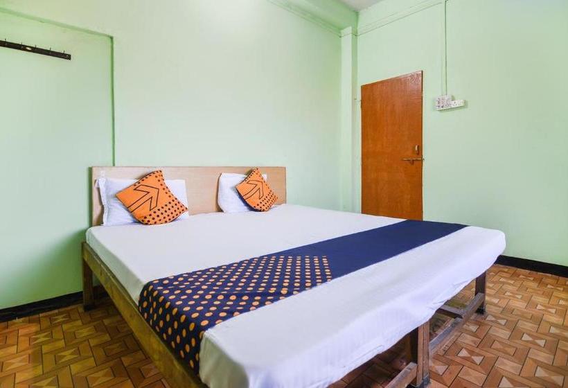 Hotel Spot On 70174 Anand Lodging