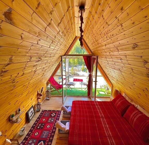 צימר Bujtina Miqesia