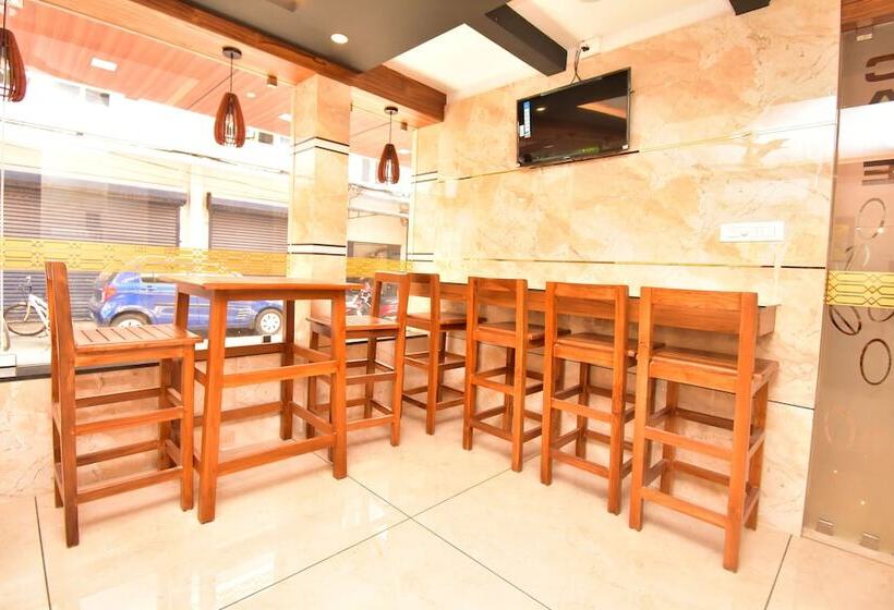 Hotel Orchid Suites Cochin