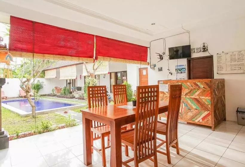 پانسیون Wahyu Guest House