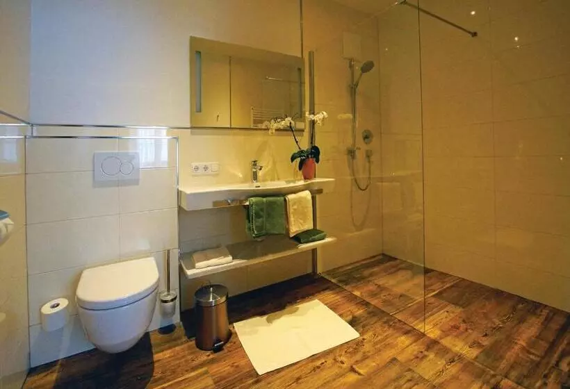 Hotelli Gasthof Zacherlbräu