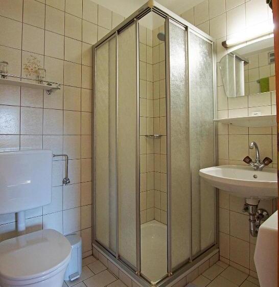 ホテル Gasthof Zacherlbräu