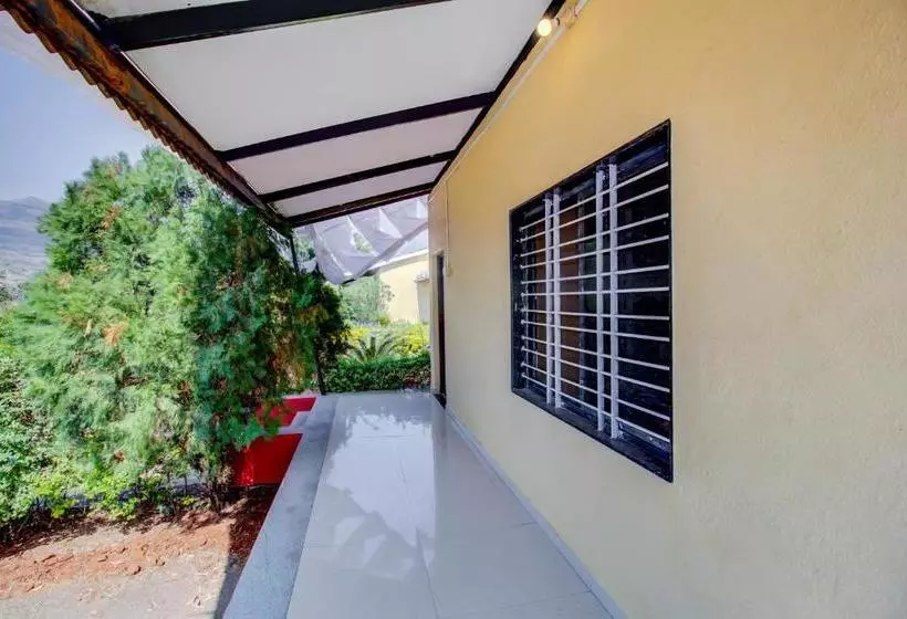 ホテル Oyo 70235 Hill View Resort