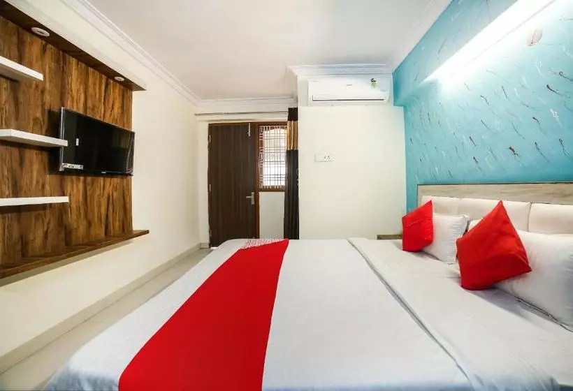 ホテル Oyo 70390  Payal Inn