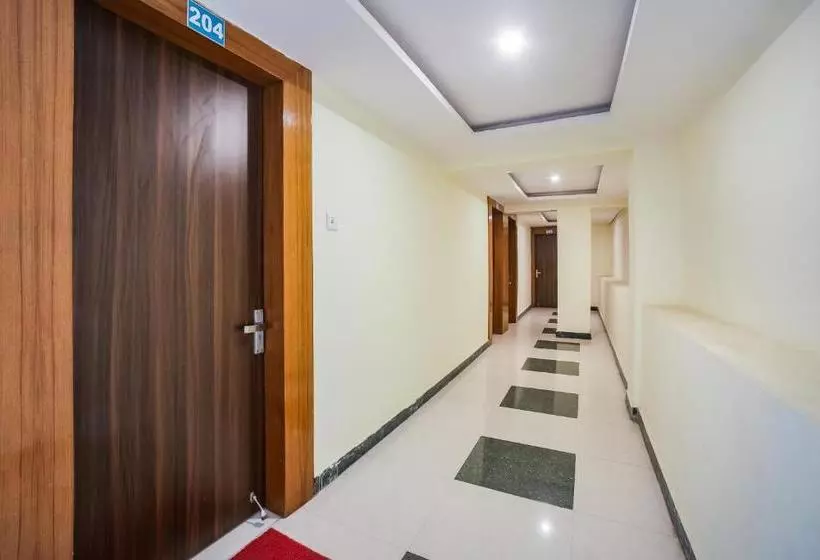 ホテル Oyo 70390  Payal Inn