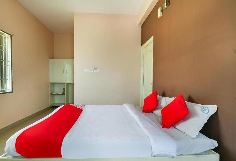 酒店 Oyo 70557 Royal Pride