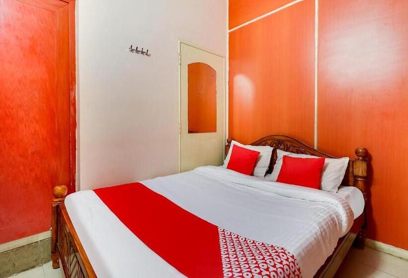 酒店 Oyo 70557 Royal Pride