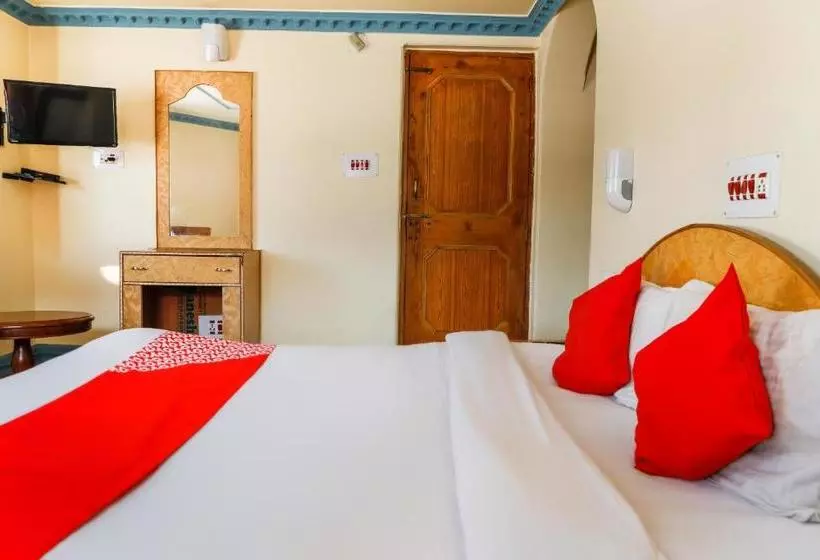 ホテル Oyo 70684 Gulmarg Inn