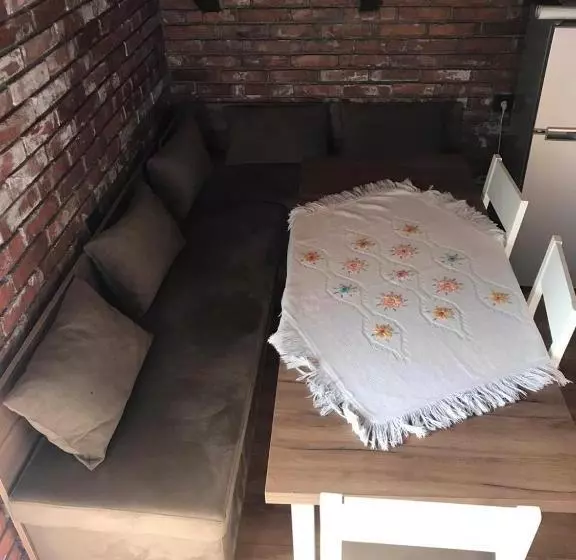 پانسیون Borealis Guest House
