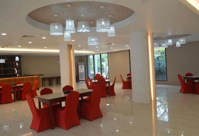 هتل Airport Avenue