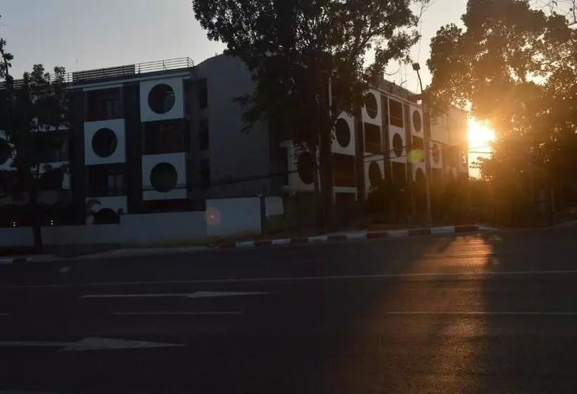 Hotelli Airport Avenue